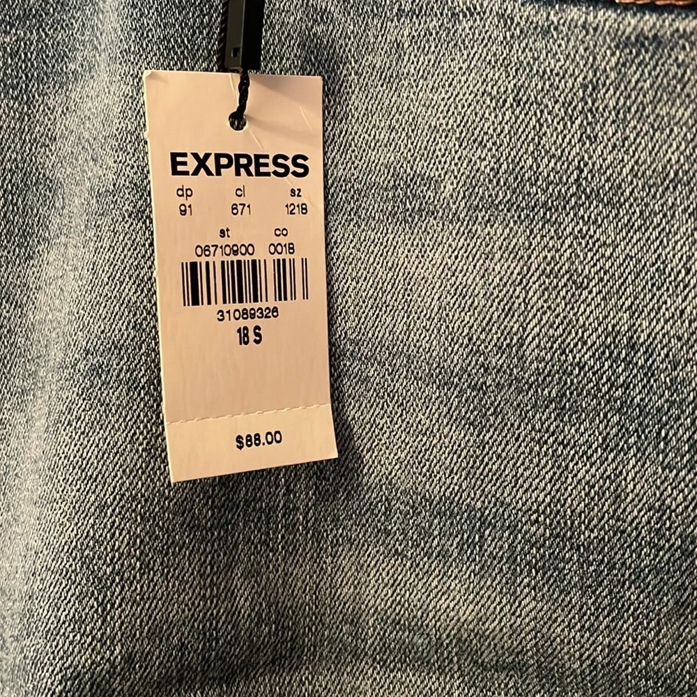 Express 18S Modern Straight Super High Rise‎ Distressed Blue Jeans NWT - Picture 2 of 7